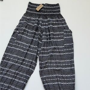 Black and White Patterned boho Pants